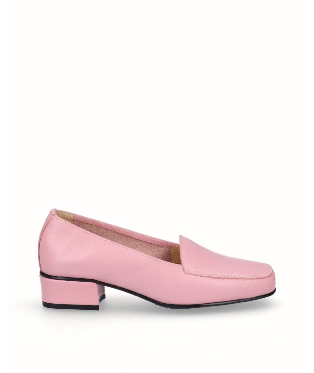 Pink leather high heel shoe