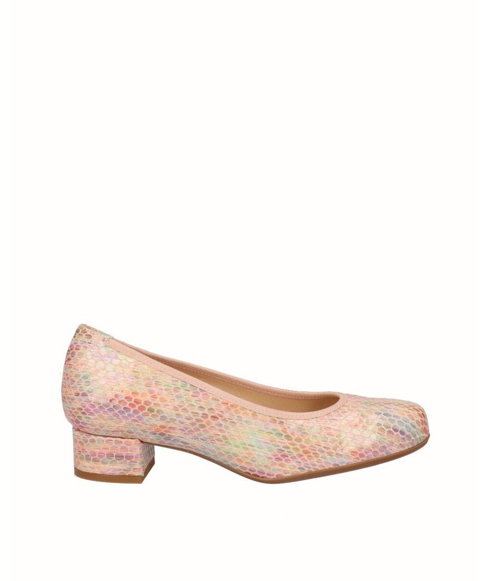 Multicolored snake engraved leather high-heeled shoe