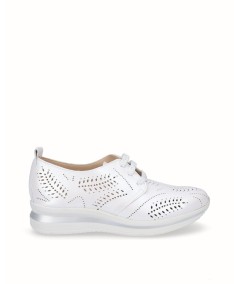 White pearly leather sports shoe