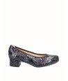 Gray snake engraved patent leather high-heeled lounge shoe with elastic trim