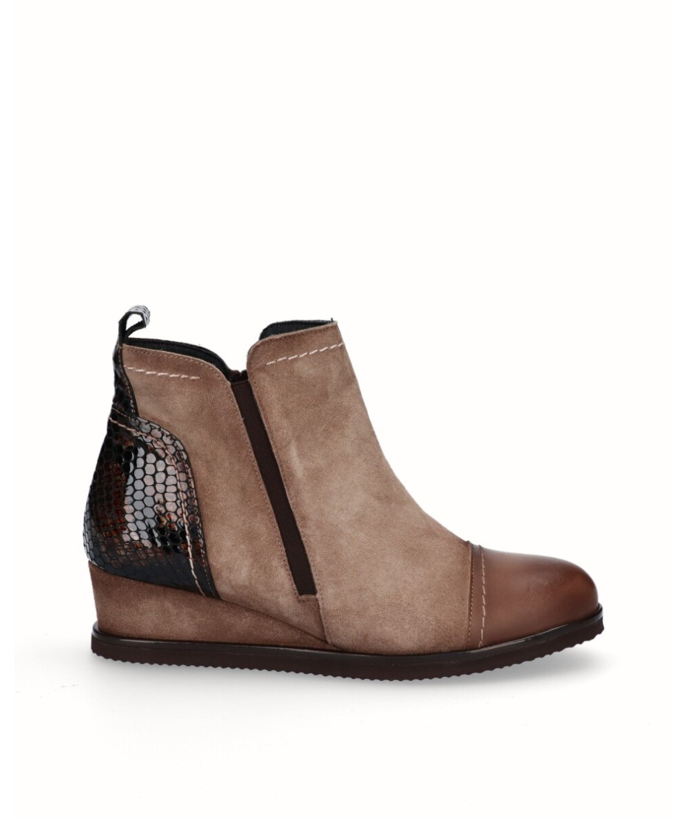 Suede leather wedge ankle boots combined with camel snake engraved patent leather