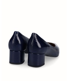 Navy patent leather high-heeled shoe