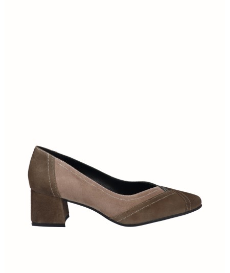 High-heeled leather...