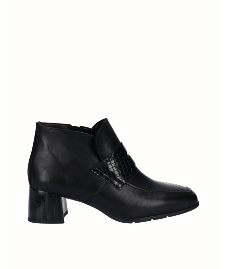 Zapato tacón piel combinada...