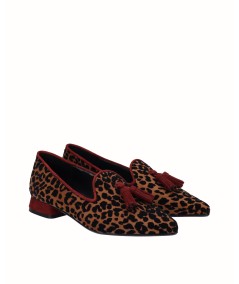 Low heel animal print leopard shoe