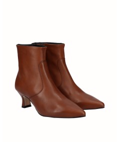 Smooth leather heeled ankle boot