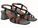 3880 Piramide Negro_2.jpg